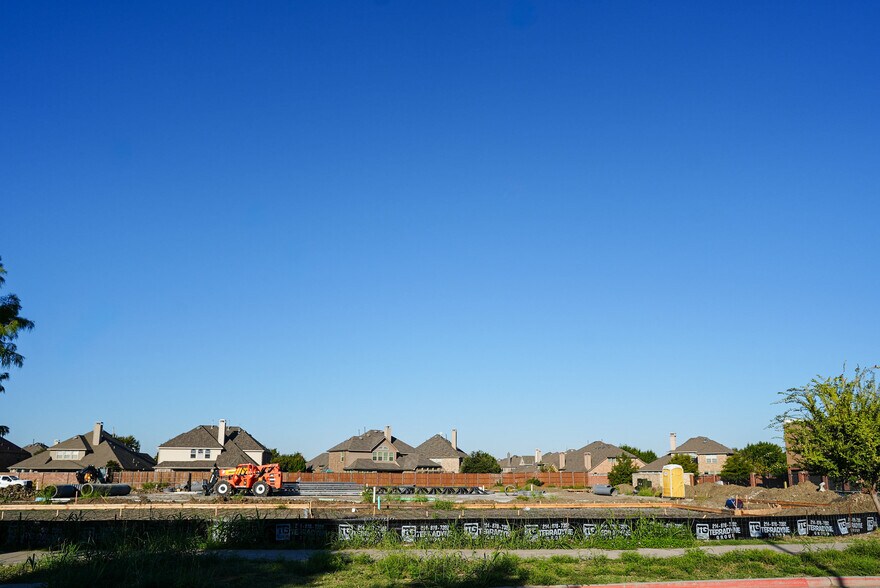 More Photos Of 8401 Judges Way, Frisco Storefront For Lease