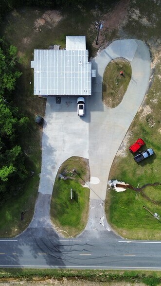 More Photos Of 3391 Ga Highway 117, Cadwell Freestanding For Sale