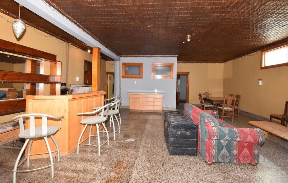 More Photos Of 3401 Douglas Ave, Racine Storefront Retail Residential For Sale