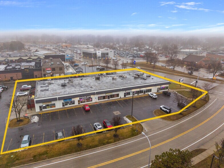 More Photos Of 23515 Nine Mack Dr, Saint Clair Shores Freestanding For Lease