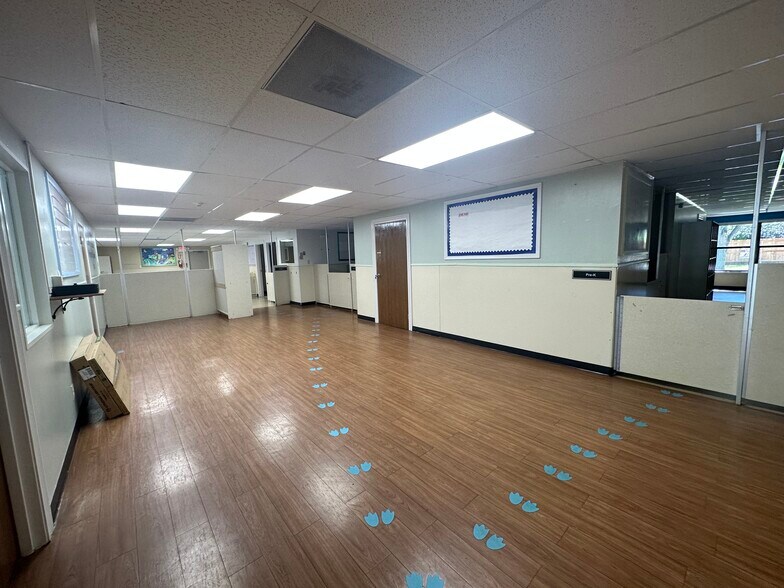 More Photos Of 6036 Tara Hill Dr, Dublin Daycare Center For Lease