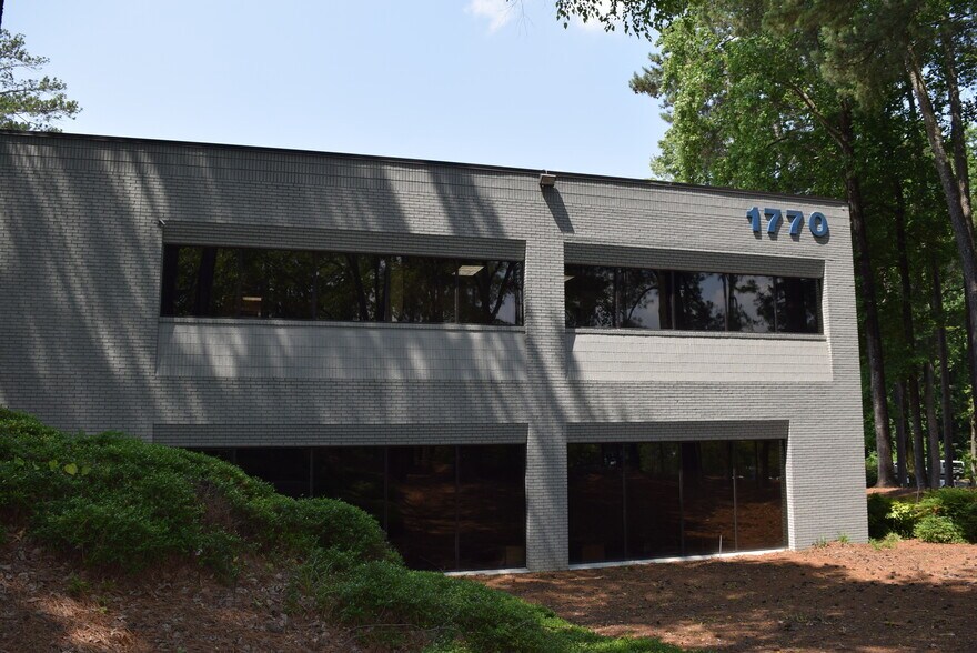 More Photos Of 1770 The Exchange SE, Atlanta Office For Sale
