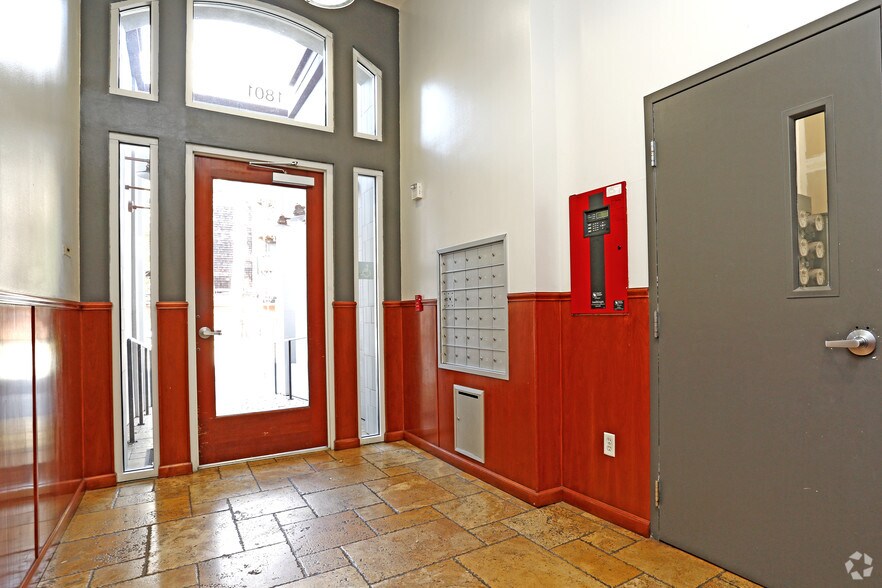 More Photos Of 1797-1801 Shattuck Ave, Berkeley Apartments For Lease