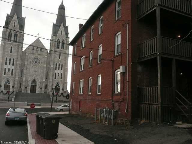 More Photos Of 141 Broad St, New Britain Apartments For Lease