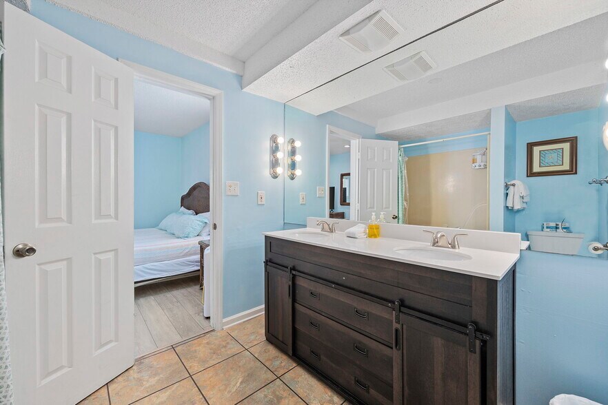 More Photos Of 510 S Ocean Blvd, Surfside Beach Multifamily For Sale