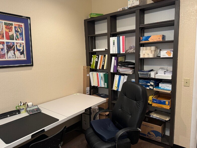 More Photos Of 901 S 12th St, Cottonwood Religious Facility For Lease