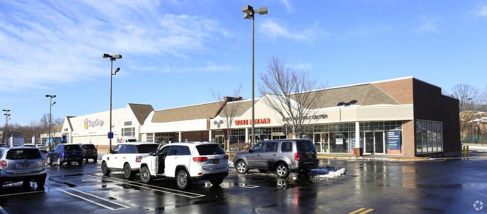 More Photos Of 2425 Palmer Ave, New Rochelle Unknown For Lease