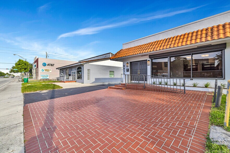 More Photos Of 9930 Bird Rd, Miami Office For Lease