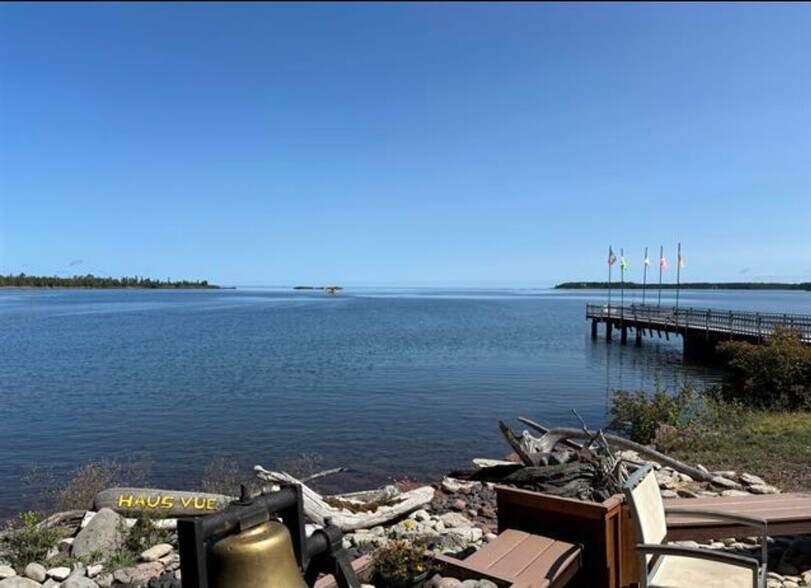 More Photos Of 77 Brockway Ave, Copper Harbor Restaurant For Sale