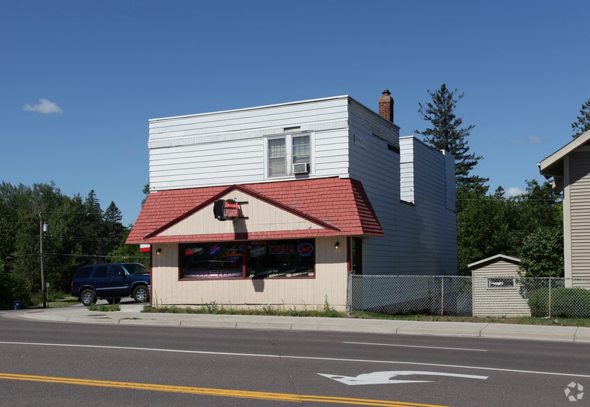 More Photos Of 1601-1603 Woodland Ave, Duluth Storefront Retail Residential For Lease