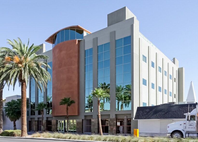 More Photos Of 823 S Las Vegas Blvd, Las Vegas Medical For Lease