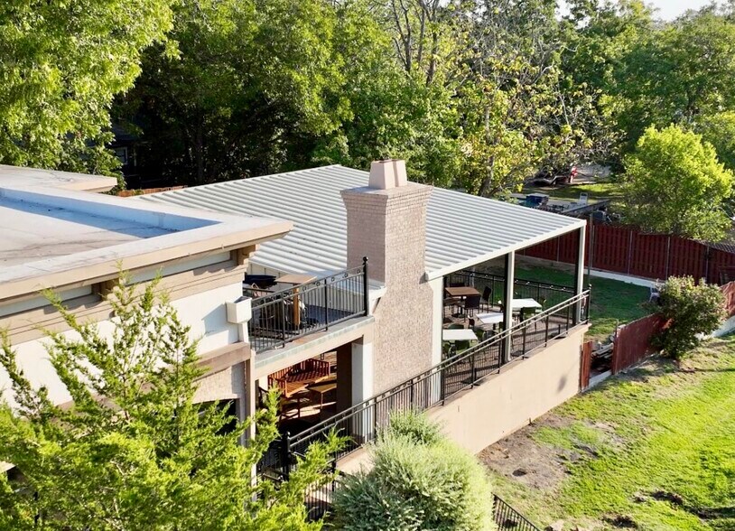 More Photos Of 308 N Fannin St, Rockwall Restaurant For Sale