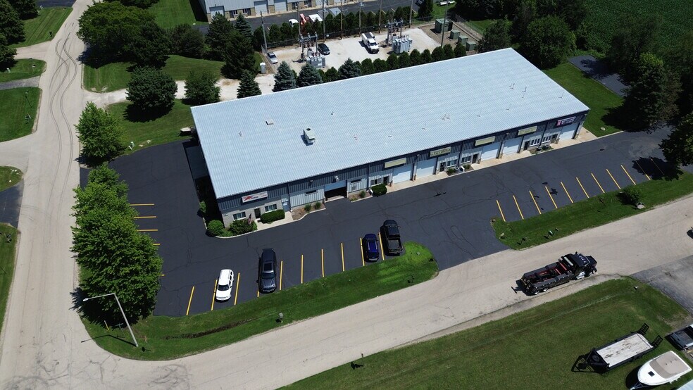 Primary Photo Of 5390-5400 Fieldstone Way, Johnsburg Warehouse For Sale