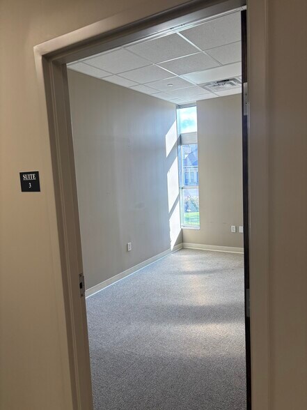 More Photos Of 6225 Greenlee St, Arlington Office For Lease
