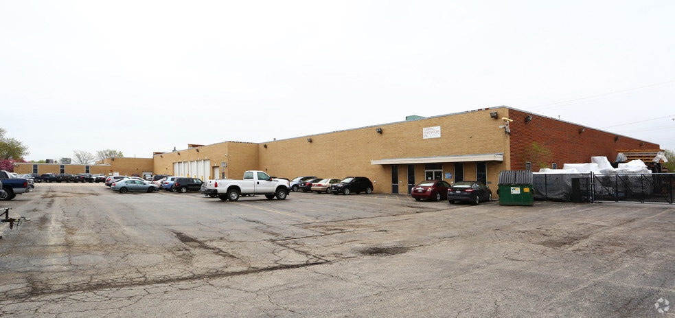 More Photos Of 855 Morse Ave, Elk Grove Village Warehouse For Lease