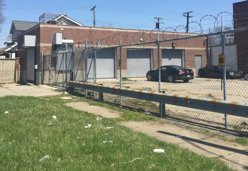 More Photos Of 3734 Fenkell St, Detroit Warehouse For Sale