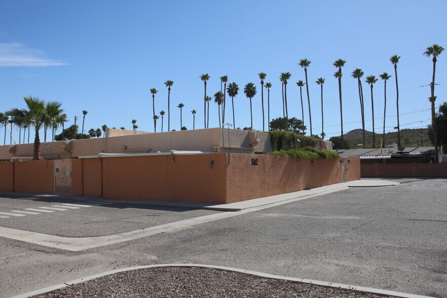 More Photos Of 502 N Silverbell Rd, Tucson Rehabilitation Center For Lease