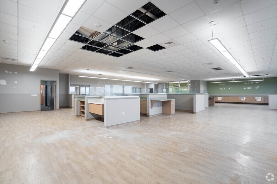 More Photos Of 7236 Medical Center Dr, Texas City Medical For Lease