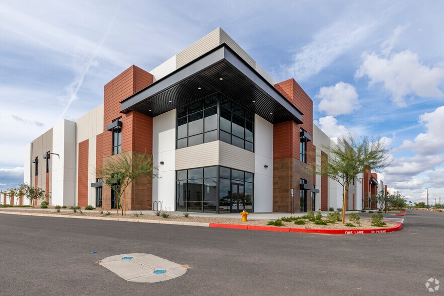 Primary Photo Of 2950 S McQueen Rd, Chandler Manufacturing For Sale