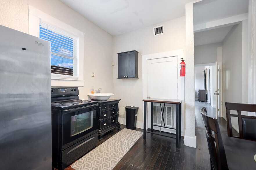 More Photos Of , San Antonio Specialty For Sale