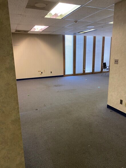 More Photos Of 1330 High St, South Bend Industrial For Sale