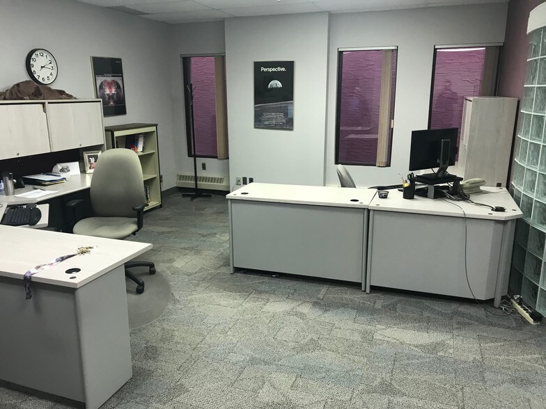 More Photos Of 131 Provencher Blvd, Winnipeg Office For Lease