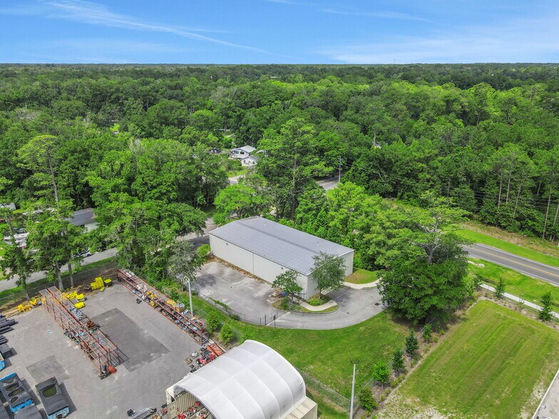 More Photos Of 201 Pickettville Rd, Jacksonville Warehouse For Lease
