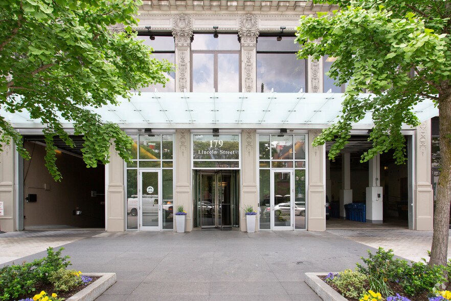 More Photos Of 179 Lincoln St, Boston Office For Sale