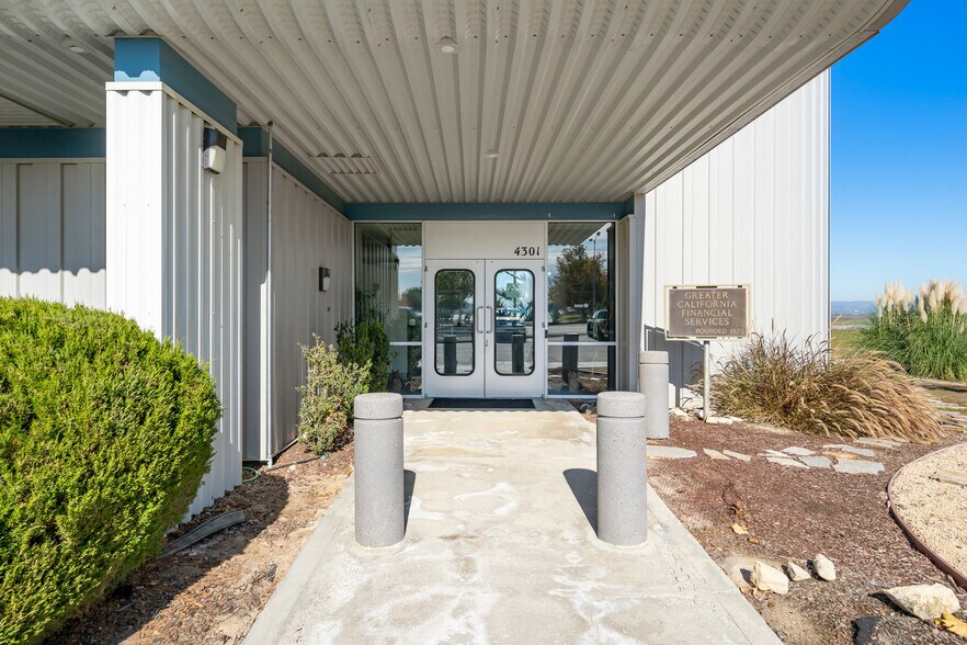 More Photos Of 4301 Second Wind Way, Paso Robles Office For Lease