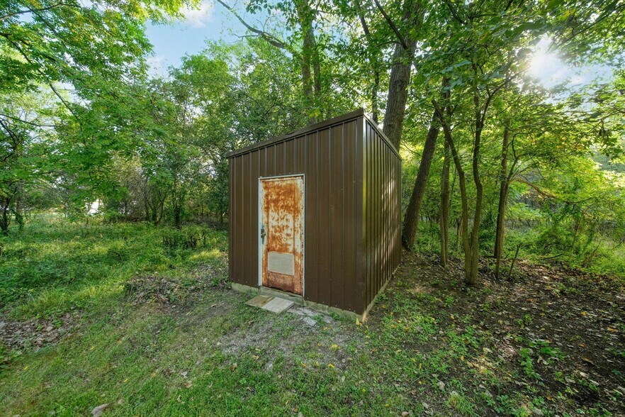 More Photos Of 1300 Mitchell St, Jackson Industrial For Sale