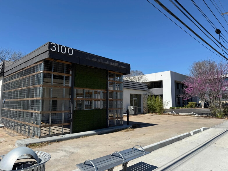 Primary Photo Of 3100 N Lamar Blvd, Austin Freestanding For Lease