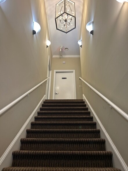 More Photos Of 10888 Crabapple Rd, Roswell Loft Creative Space For Lease