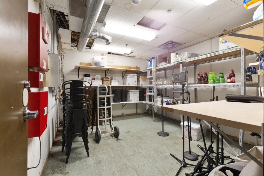 More Photos Of 238-244 E High St, Pottstown Office For Sale