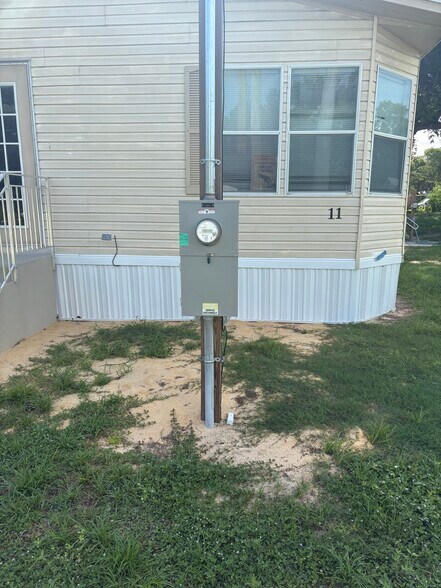 More Photos Of 725 N Chestnut Rd, Lakeland Manufactured Housing Mobile Home Park For Sale
