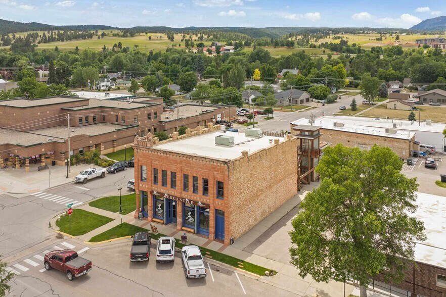 More Photos Of 701 N 5th St, Spearfish Restaurant For Sale