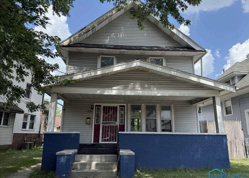 More Photos Of 148 Dexter St, Toledo Specialty For Sale