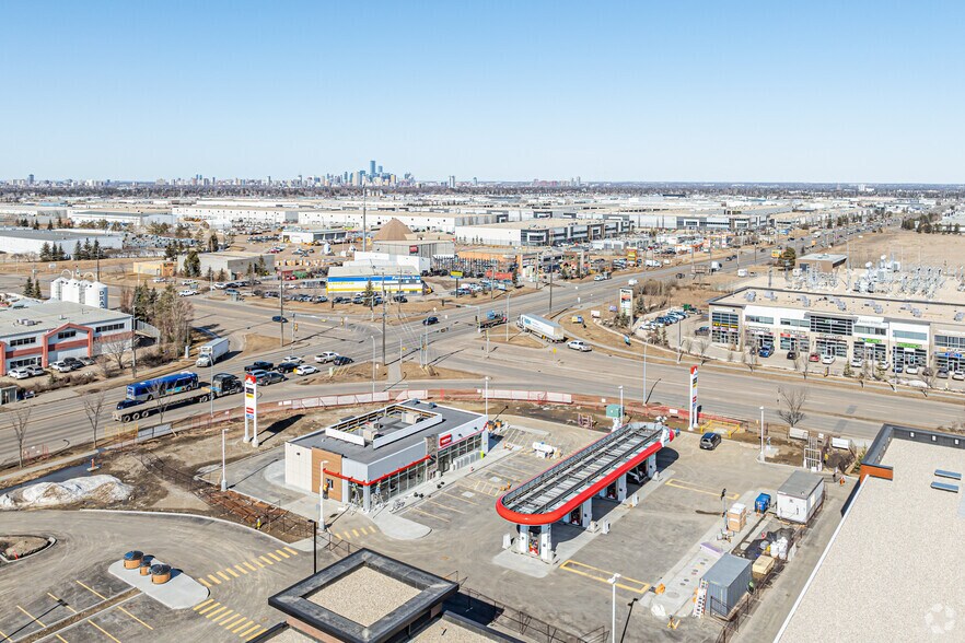 More Photos Of 4905 Roper Rd NW, Edmonton General Retail For Sale