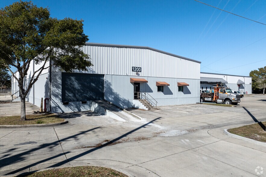 More Photos Of 1200 Charles St, Longwood Unknown For Lease