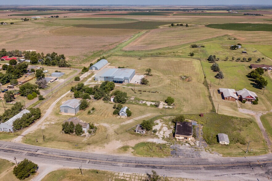 More Photos Of 12150-A US Highway 70 S, Vernon Warehouse For Lease