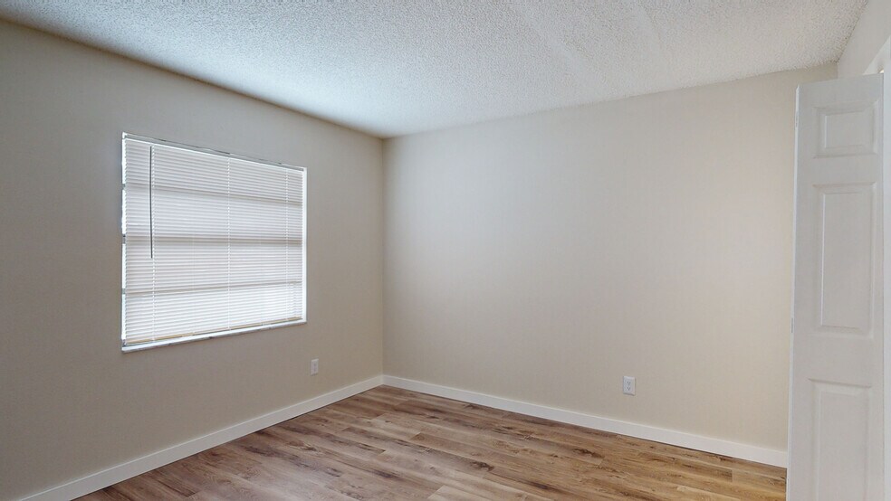 More Photos Of 7786 62nd St N, Pinellas Park Apartments For Sale