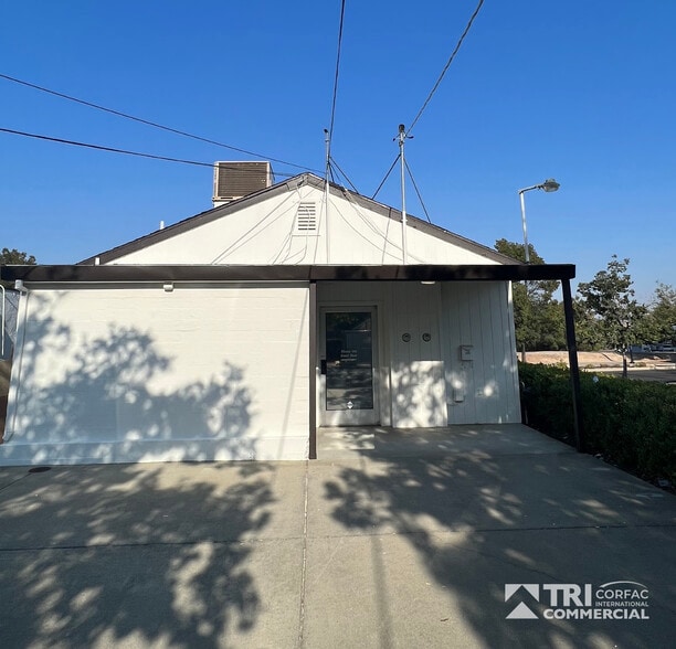 More Photos Of 5055 Pacific St, Rocklin Freestanding For Lease