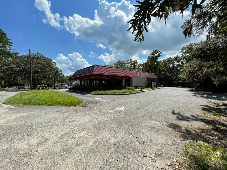 More Photos Of 2563 Ashley River Rd, Charleston Fast Food For Sale