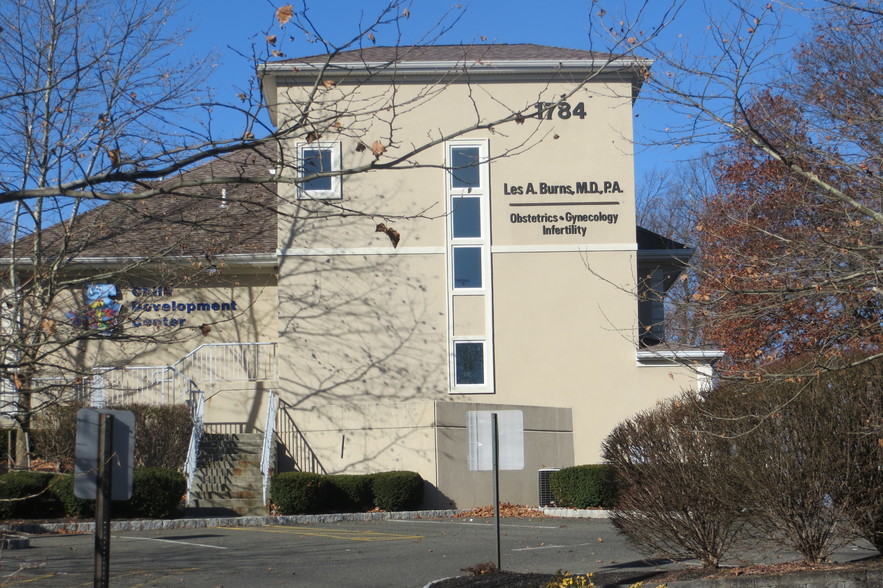 Primary Photo Of 1784 Hamburg Tpke, Wayne Office For Lease