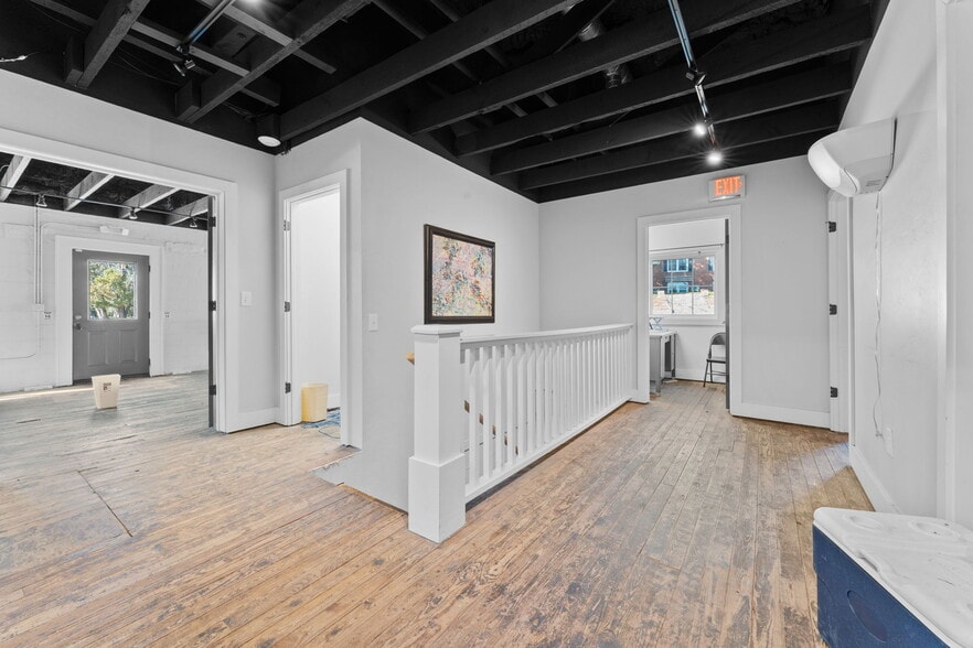 More Photos Of 24 Commerce St, Franklin Industrial For Sale