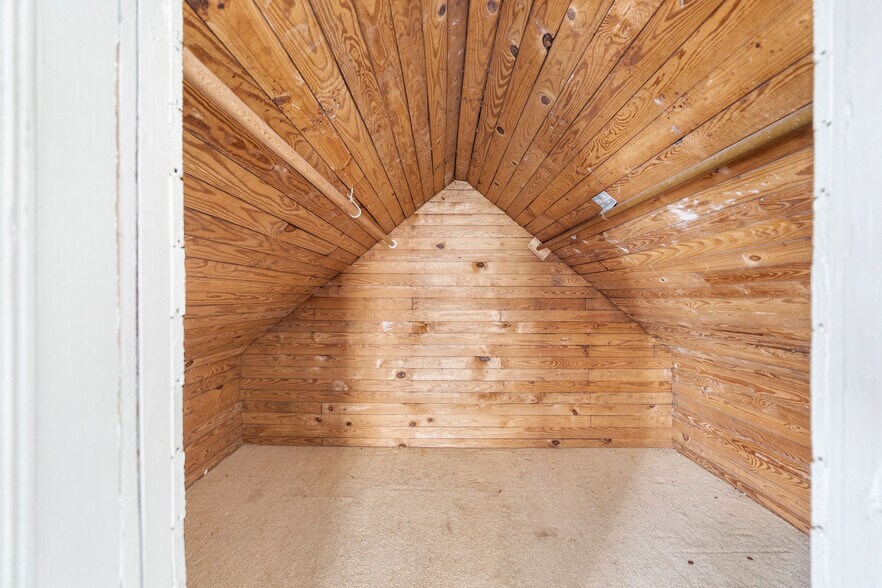 More Photos Of 101 S Main St, Wendell Office Residential For Lease