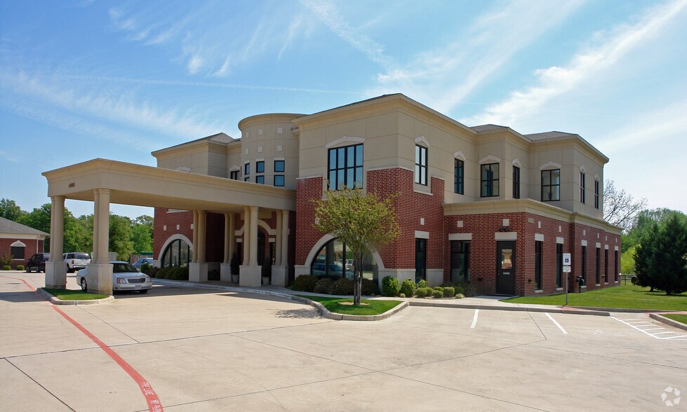 Primary Photo Of 4880 Long Prairie Rd, Flower Mound Office For Lease