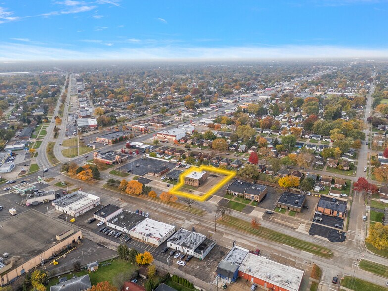 More Photos Of 22777 Kelly Rd, Eastpointe Office Residential For Sale