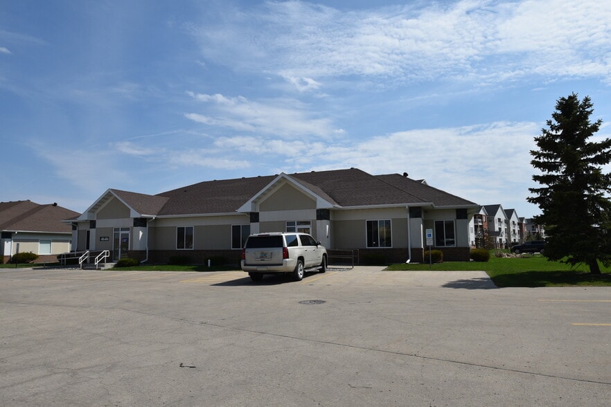 Primary Photo Of 4650 Amber Valley Pky S, Fargo Office For Lease