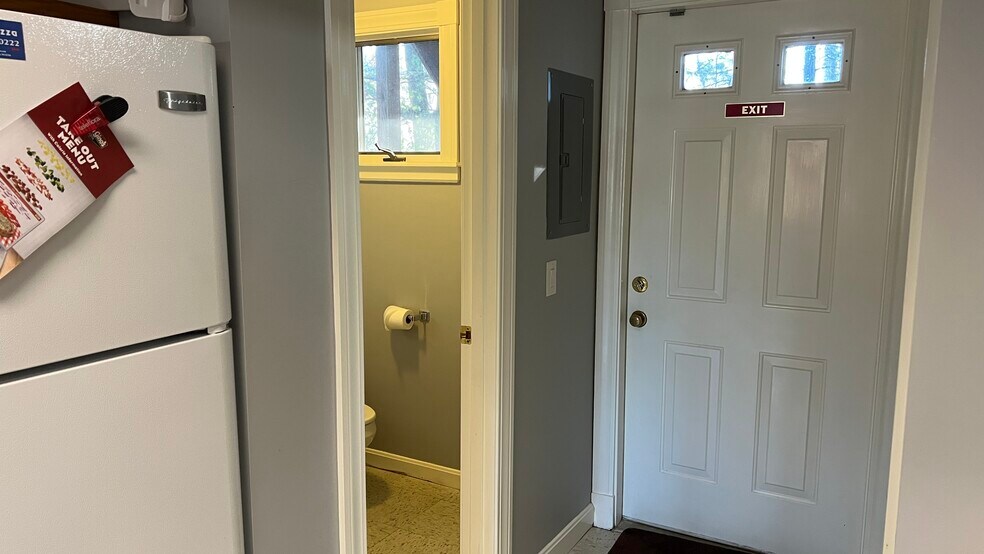 More Photos Of 150 W Grove St, Middleborough Medical For Sale