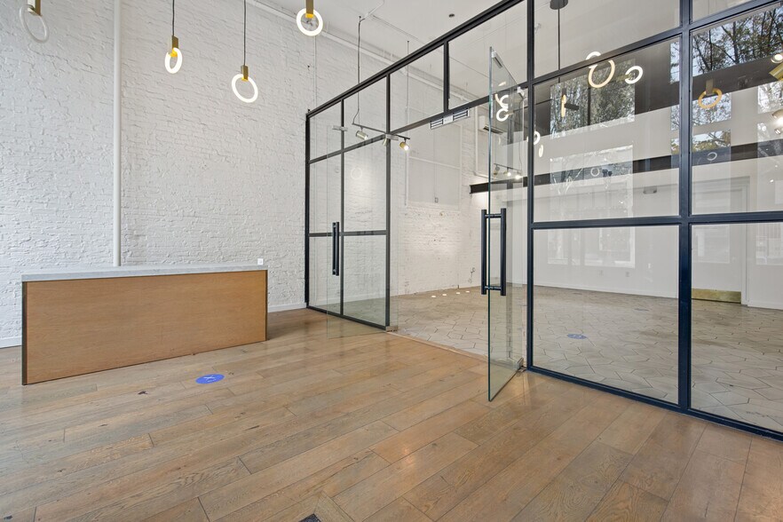 More Photos Of 220-228 SW 1st Ave, Portland General Retail For Sale